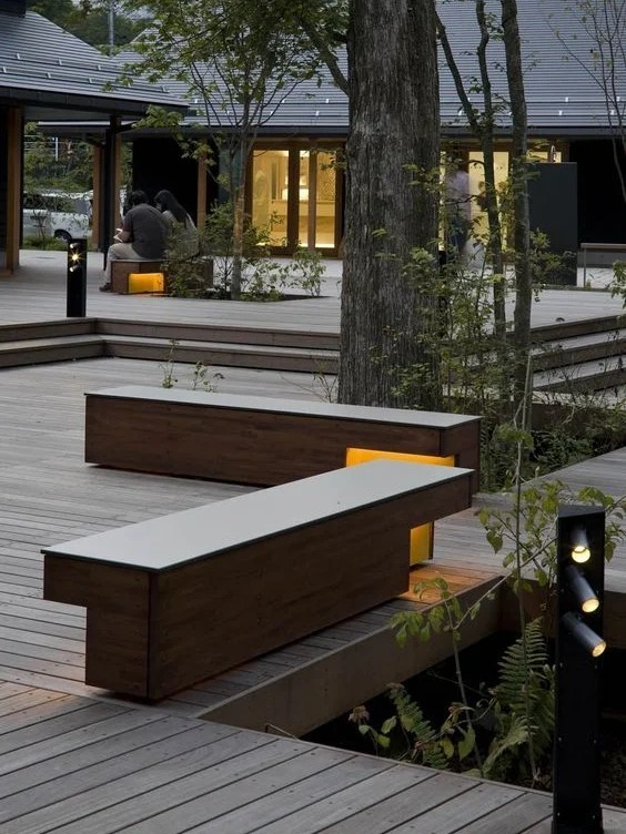 Necowood tuo markkinoille kestäviä koekstrudoituja WPC-levyjä ulkoverhoukseen ja terassille